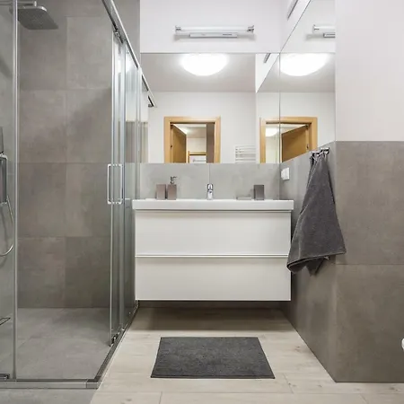 Solna 1 M19 Apartmán *